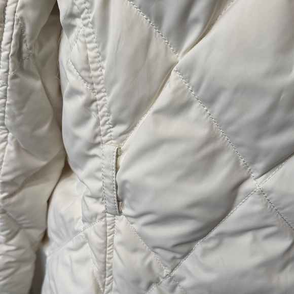 Lands' End Off White Puffer Jacket with Faux Fur Hood - Picture 7 of 15